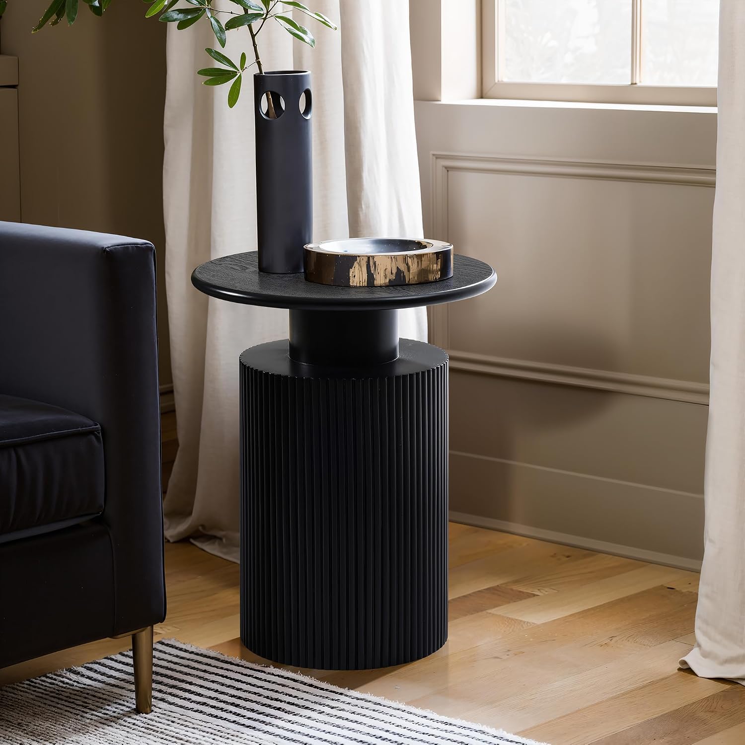 Fluted Black Round Side Table 21 Inch